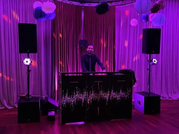 Dj en Sax show AV licht & Geluid DJ SET 1